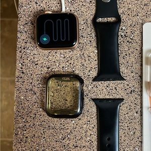 Apple watch series 4 44mm Rose Gold